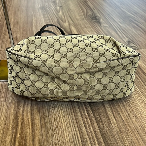 A151 - ๐ฏ % authentic Gucci shoulder bag - Picture 10 of 16